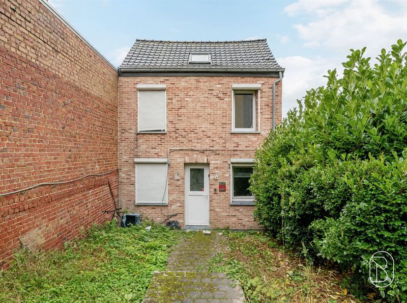 Huis te koop in Stooktstraat 103,
                    9600 Ronse