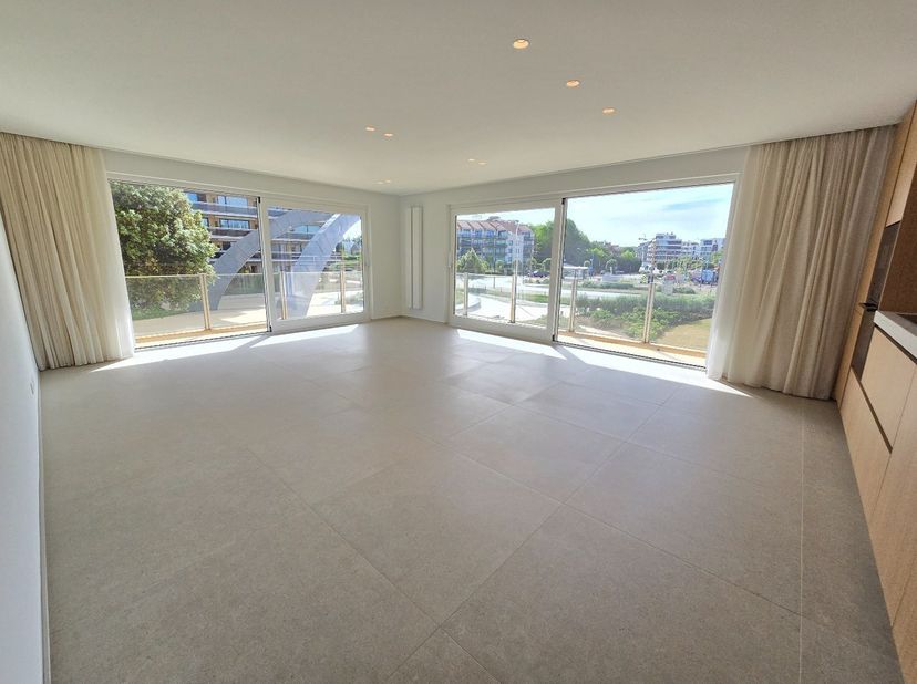 Appartement te huur in Dynastielaan 2 bus W002,
                    8660 De Panne