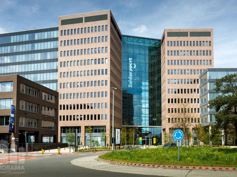 Bedrijfsvastgoed te huur in Gaston Crommenlaan 4,
                    9050 Gentbrugge