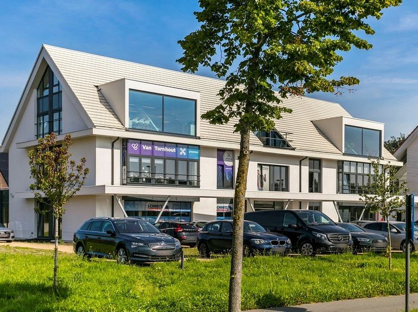 Bedrijfsvastgoed te huur
                    in 9830 Sint-Martens-Latem