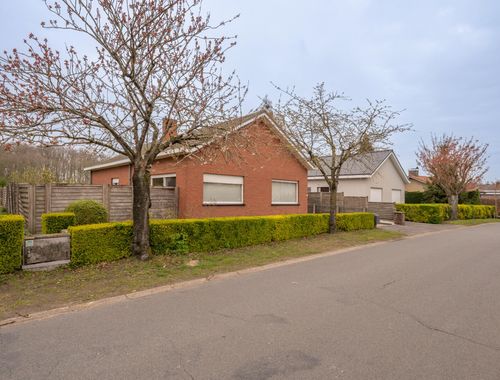                                         Maison à vendre à Sijsele, € 380.000
