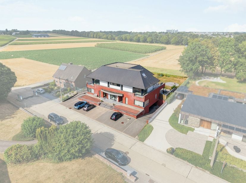 Appartement à vendre
                    à 3770 Vroenhoven