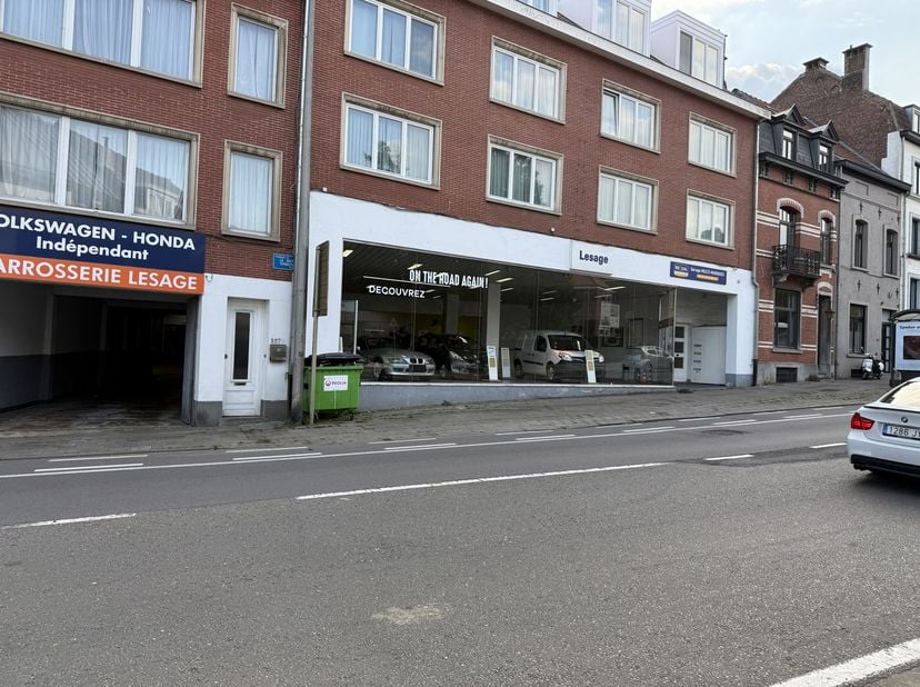 Bedrijfsvastgoed te huur in Chaussée de la Hulpe 225-257,
                    1000 Brussel