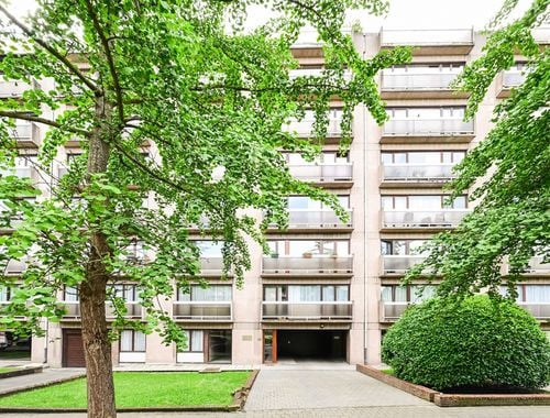                                         Appartement te koop in Jette, € 239.000
