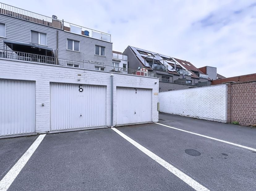 Garage à louer
                    à 8300 Knokke