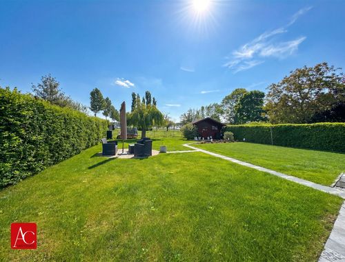                                        Bungalow à vendre à Verrebroek, € 450.000
