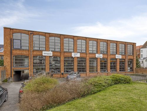                                         Kantoor te huur in Assebroek, € 4.000
