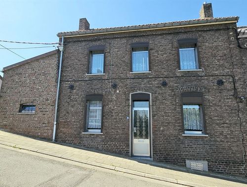                                         Eengezinswoning te koop in Boussu, € 175.000
