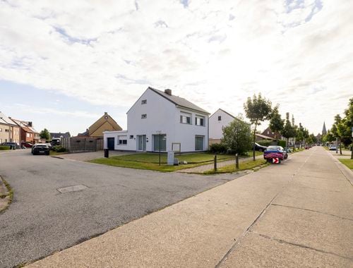                                         Maison à vendre à Rijkevorsel, € 369.000

