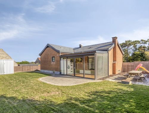                                         Bungalow te koop in Ottenburg, € 449.000
