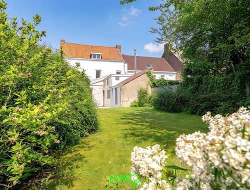                                         Maison à vendre à Pecq, € 280.000
