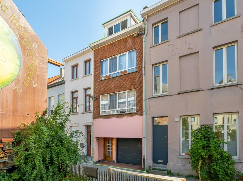 Huis te koop in De Langhestraat 15,
                    2800 Mechelen