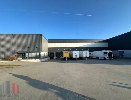                                         Bâtiment d’entreprise à louer à Kortrijk, € 65.510
