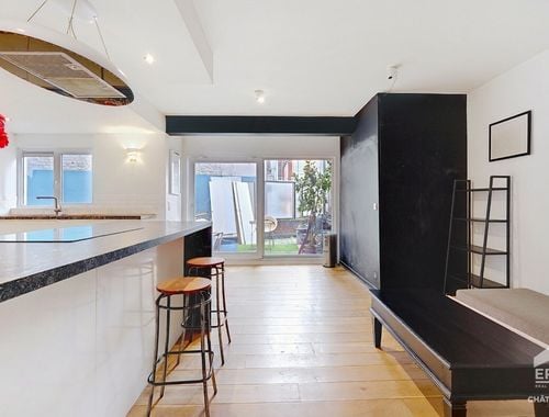                                         Appartement te koop in Brussel, € 370.000
