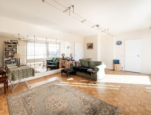                                         Appartement à vendre à Woluwe-Saint-Lambert, € 245.000

