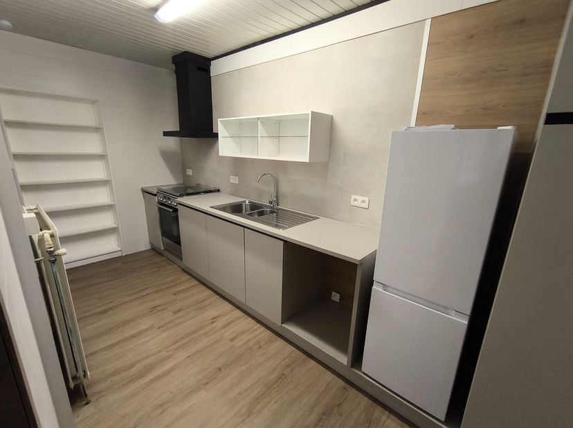 Appartement te huur in Koningin Astridlaan 3,
                    3290 Diest
