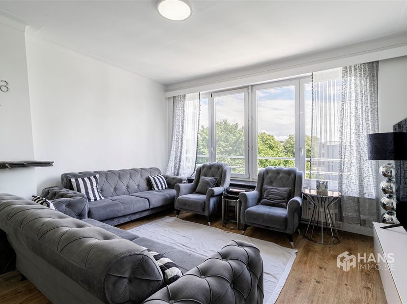 Spacieux appartement (114 m²) avec 3 chambres et une terrasse (9 m²) à Anvers (2020)<br />
Le bien est idéalement situé dans une rue calme près de la