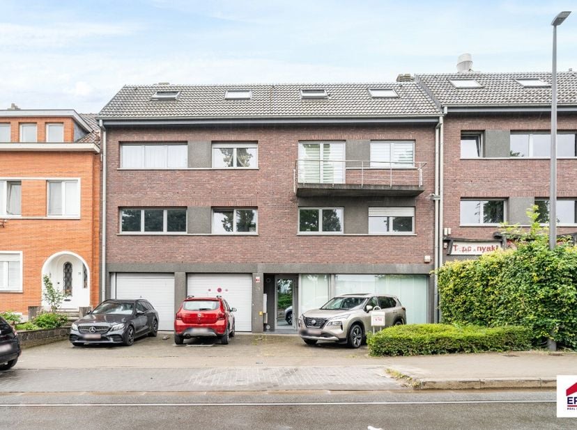 Huis te koop in Brusselstraat 23,
                    1702 Groot-Bijgaarden