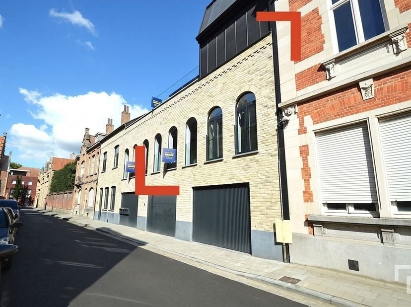 Appartement à louer
                    à 8900 Ieper