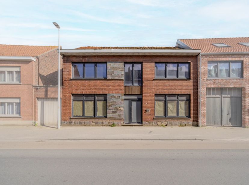 Huis te koop in Brugseweg 136,
                    8920 Poelkapelle