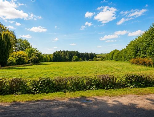                                         Grond te koop in Petite-Chapelle, € 75.000
