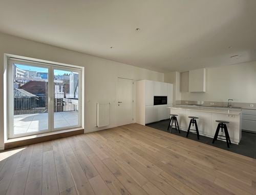                                         Appartement te huur in Brussel, € 2.000

