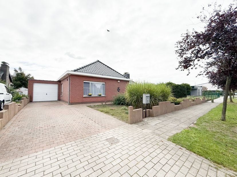 Maison à louer à Leerlooierslaan 11,
                    2890 Sint-Amands