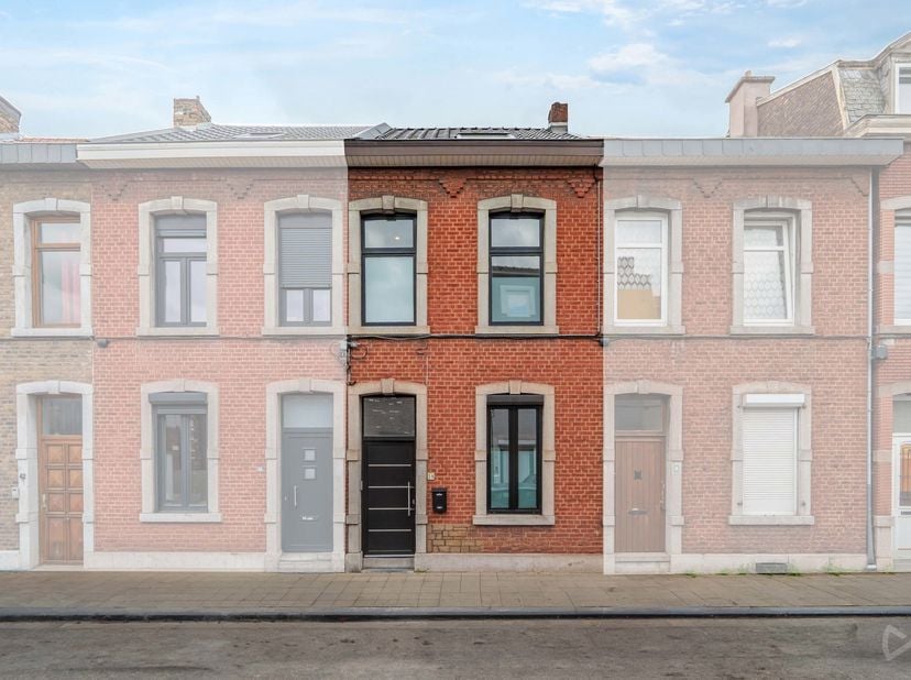 Huis te koop in Rue Denis Sotiau 38,
                    4000 Liège