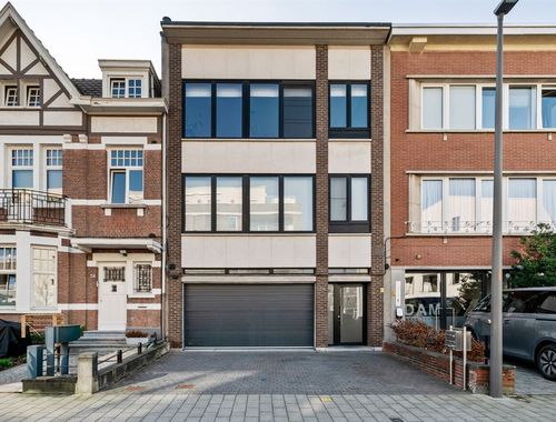                                         Appartement à vendre à Berchem, € 389.000
