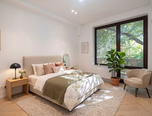                                         Appartement à vendre à Uccle, € 595.000
