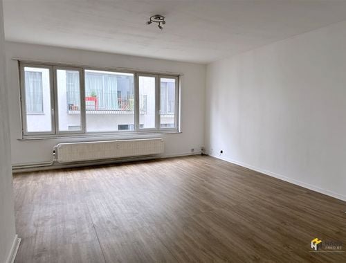                                         Duplex à louer à Antwerpen, € 950
