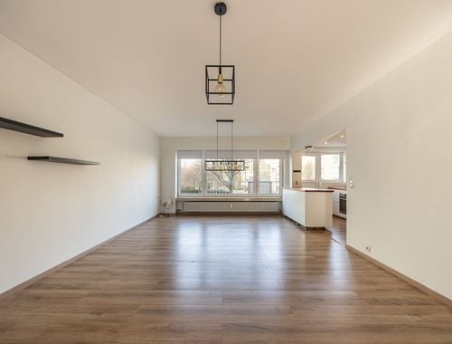                                         Appartement te koop in Merksem, € 230.000
