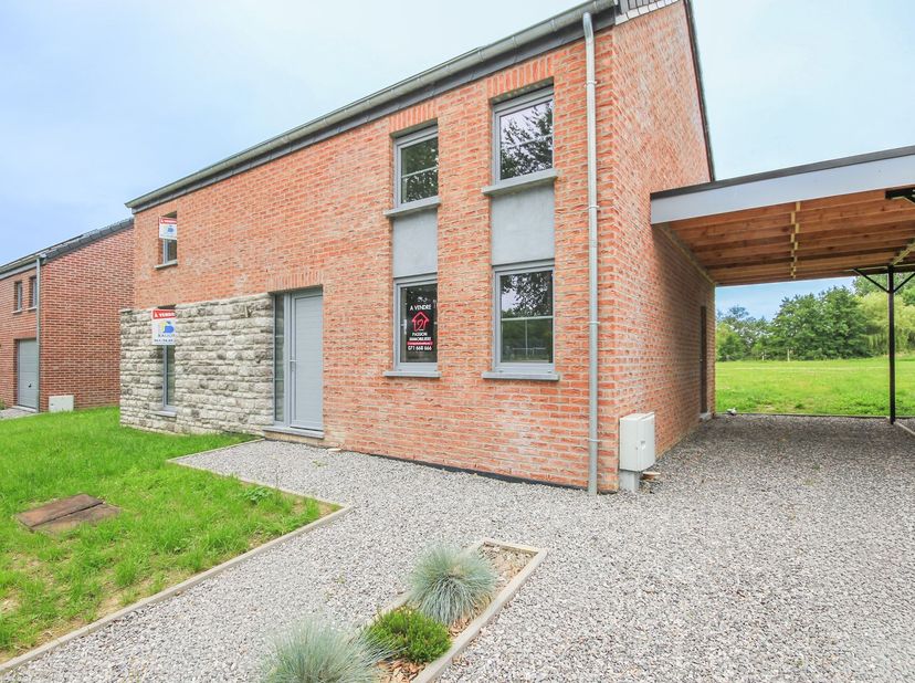 Huis te koop in ,
                    6120 Nalinnes