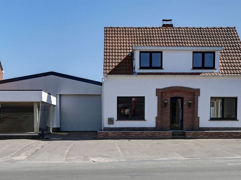 Wil je dit appartement graag bezichtigen? Vraag je bezoek aan via onderstaande link: https://boltimmo.mijnhuurprofiel.be/property/6359d810-3cfd-42f8-a