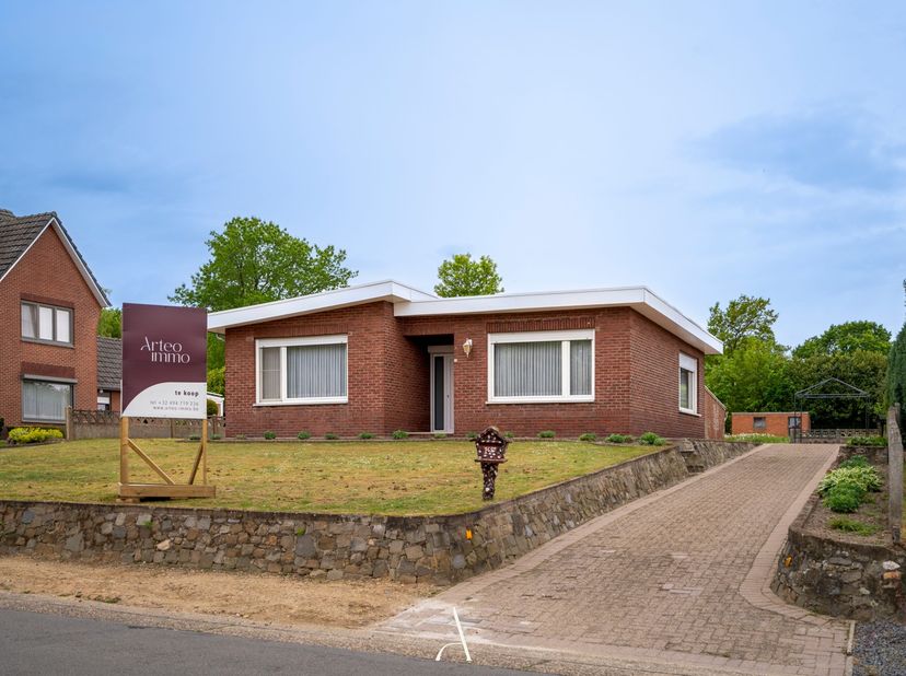 Maison à vendre
                    à 3680 Neeroeteren