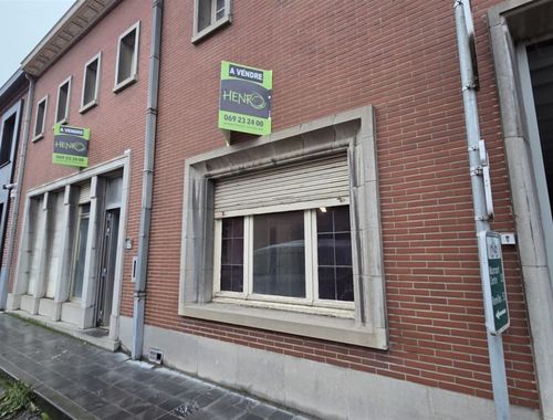                                         Kantoor te koop in Tournai, € 290.000

