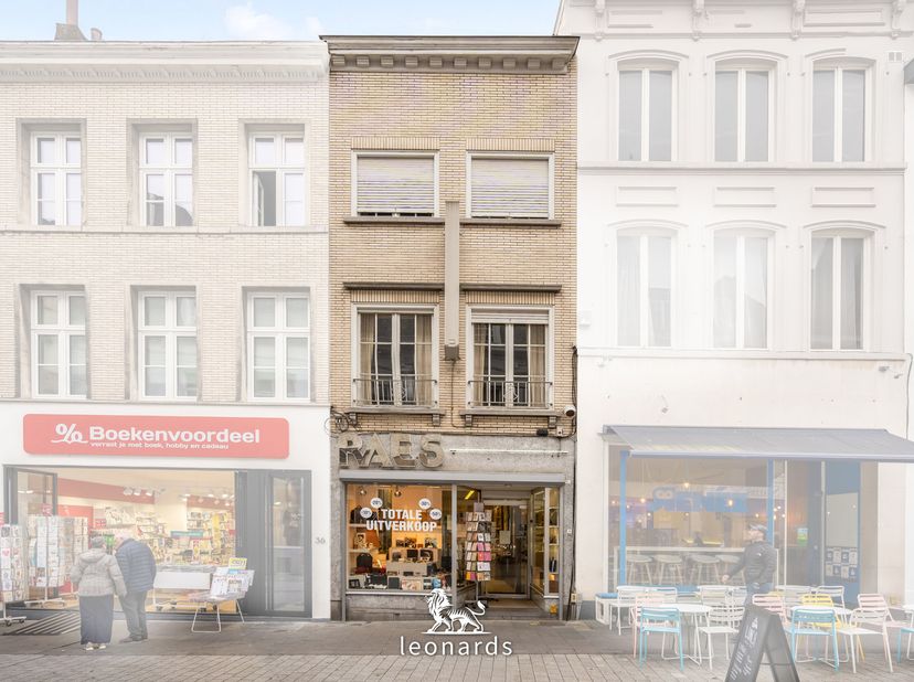 Bien professionnel à vendre
                    à 8500 Kortrijk