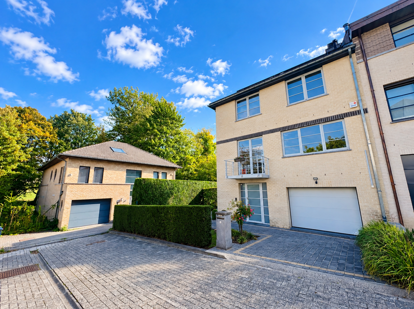 Huis te huur in Zavelenberggaarde 41,
                    1082 Sint-Agatha-Berchem