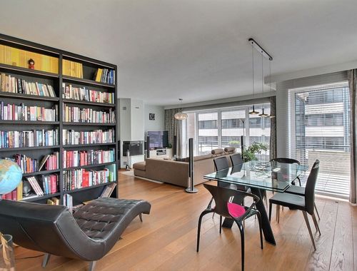                                         Penthouse à louer à Ixelles, € 2.350
