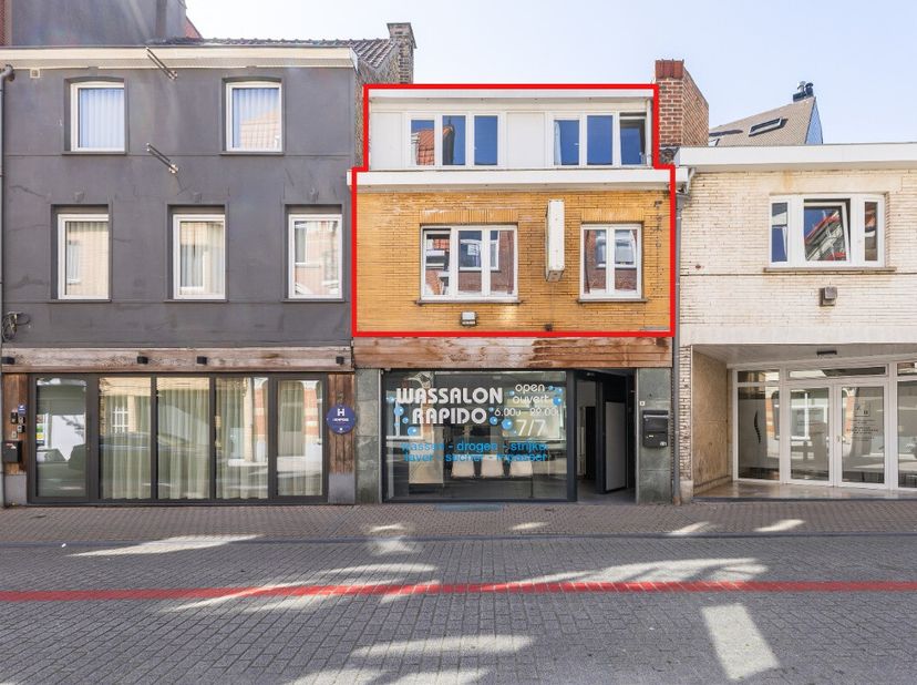 De Panne: te renoveren duplexappartement te koop in het centrum Op zoek naar een betaalbare woonst of een interessante investering? Dit charmante dupl