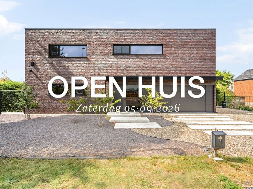 *OPEN HUIS ZATERDAG 5 SEPTEMBER TUSSEN 10U-13U,  BEZOEK VOORAF TE REGISTREREN*<br />
<br />
Thuiskomen krijgt een nieuwe betekenis in deze stijlvolle