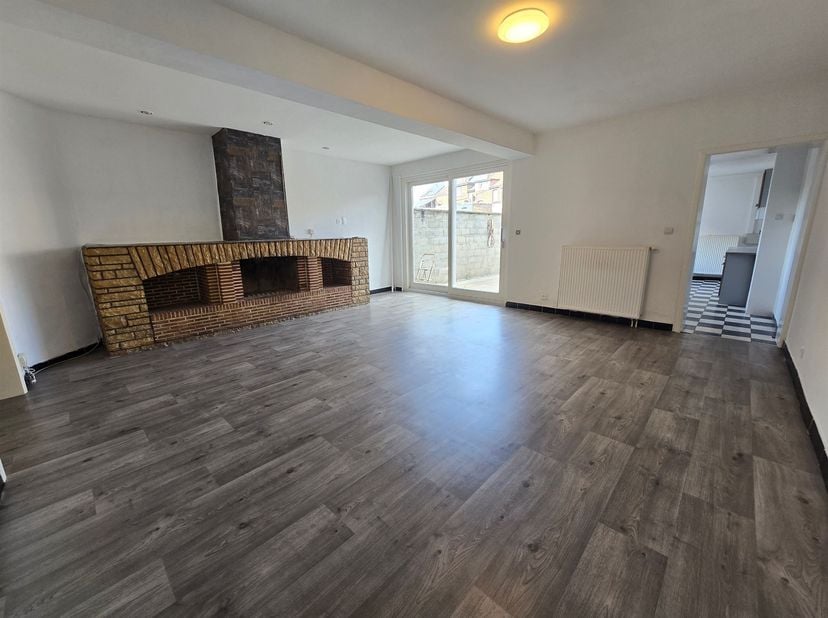Appartement te huur in Rue Ernest Charles 62 bus 01,
                    6001 Marcinelle
