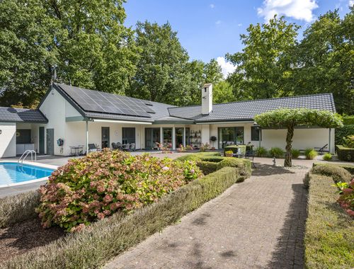                                         Villa te koop in Brasschaat, € 995.000
