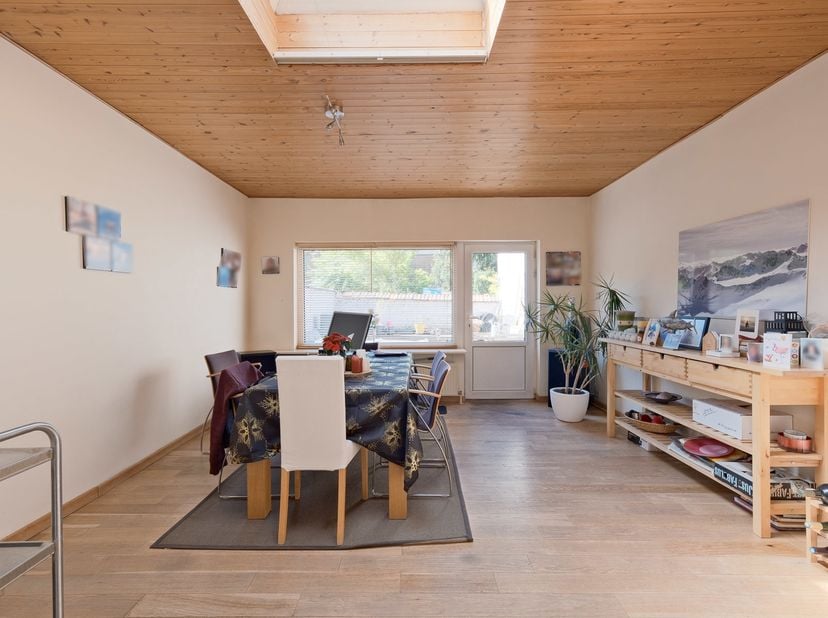 ***À nouveau à vendre suite au refus d’un crédit hypothécaire.***<br />
À vendre : Maison de rangée charmante au cœur de Tervuren<br />
Adresse : Geme