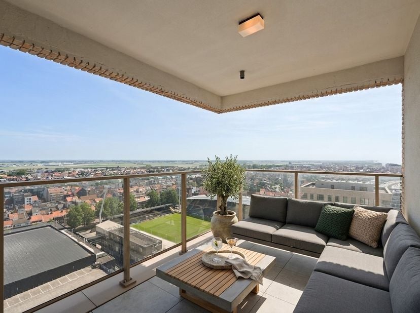 Appartement te koop in Troonstraat 184 184 bus 1604,
                    8400 Oostende