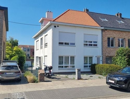                                         Appartement te koop in Sint-Pieters, € 239.000
