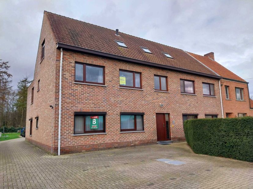 Appartement te huur in Kroonstraat 51 bus a,
                    2260 Oevel