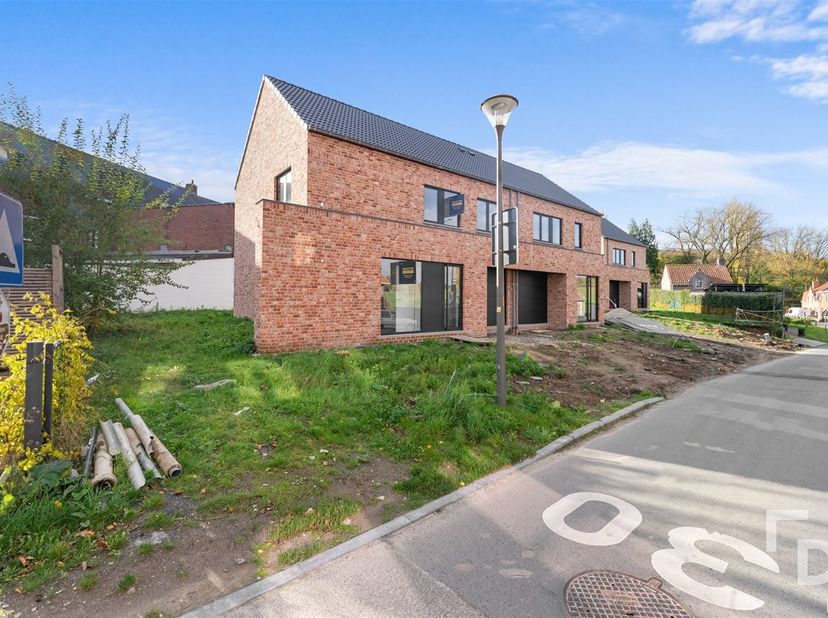 Huis te koop
                    in 8956 Kemmel
