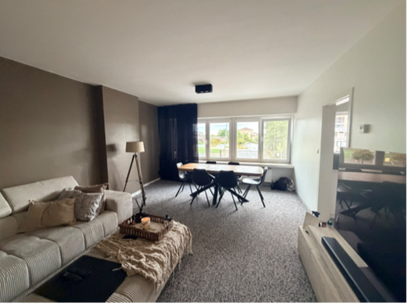 Appartement te huur in Maastrichtersteenweg 225A,
                    3500 Hasselt