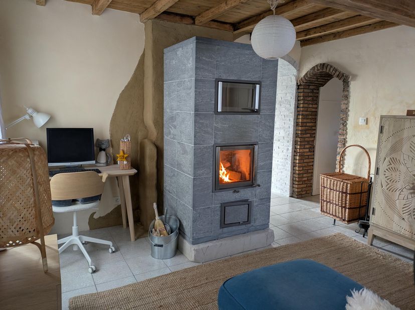 Ecol renov met historische charme. Vollezele. Instapkl gezellige open bebouwing, al grotendeels gerenoveerd (nieuw dak+vensters, ventilatie D+, spekst